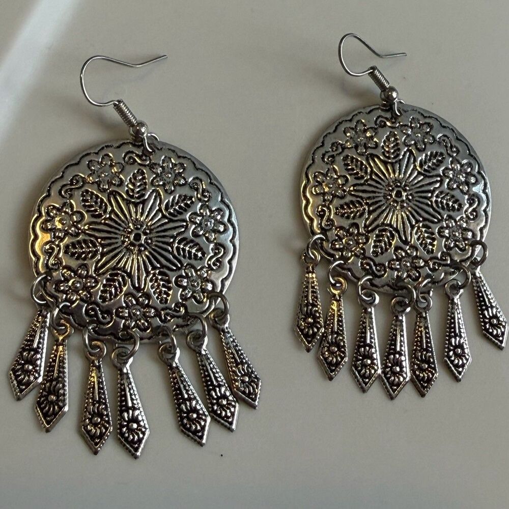 Vintage Boho Silver Tone Medallion Fringe Dangle Earrings Tribal Chandelier
